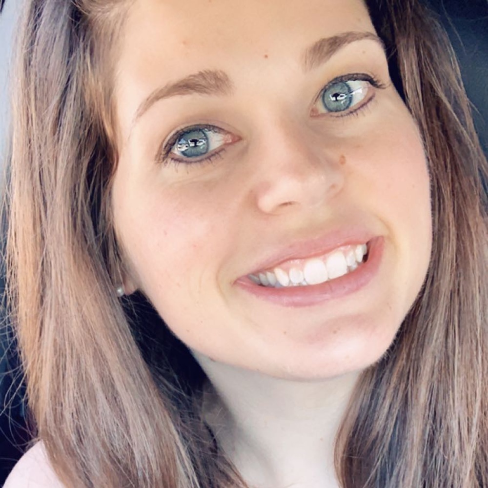 Meet your Posher, Stefanie